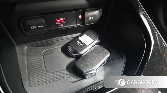Kia Soul Booster EV id 4642378 из Кореи 7