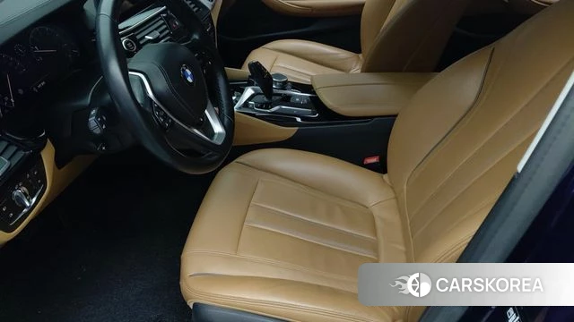 BMW 5 Series (G30) id 4225412 из Кореи 7