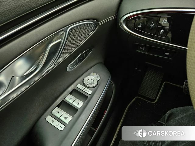 Genesis GV70 id 4195871 из Кореи 7