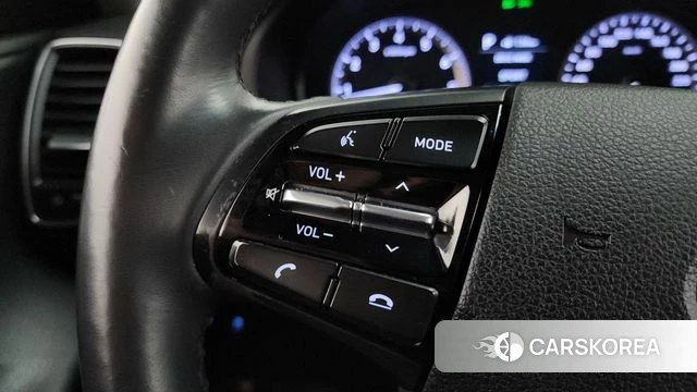 Hyundai Grandeur IG id 4435853 из Кореи 7