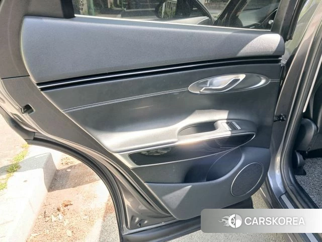 Genesis GV70 id 3954545 из Кореи 7