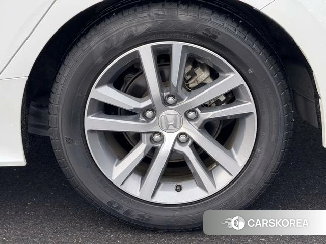 Honda Civic id 4290640 из Китая 7