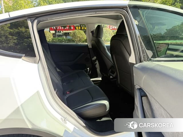 Tesla Model Y id 4209913 из Китая 7