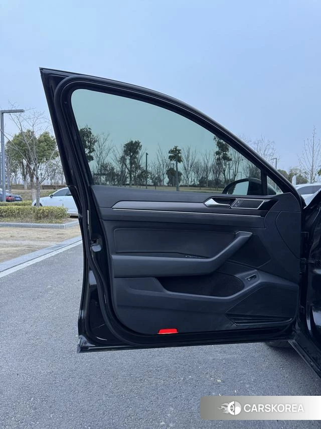 Volkswagen Magotan id 4273271 из Китая 7