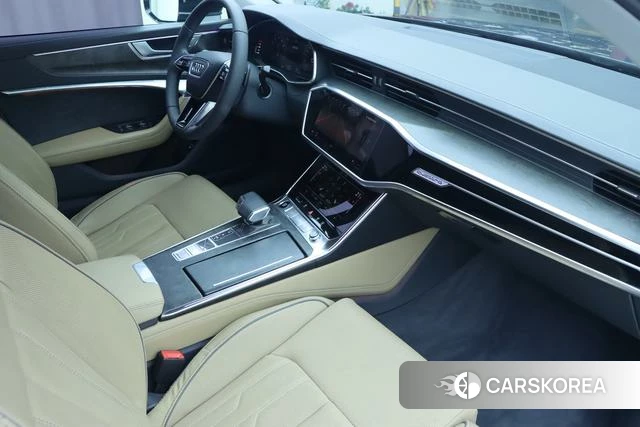 Audi A6L id 4259191 из Китая 7