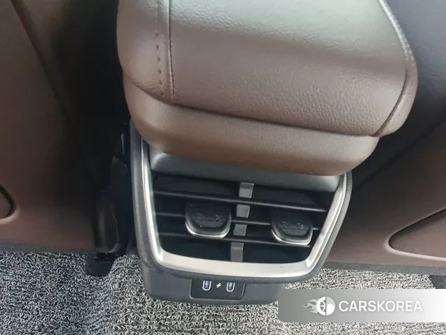 Hyundai Grandeur Hybrid (GN7) id 2905230 из Кореи 7