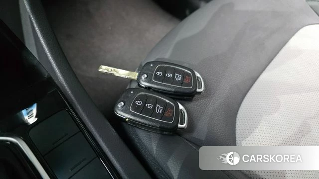 Hyundai The New Ionic Hybrid id 4918481 из Кореи 7