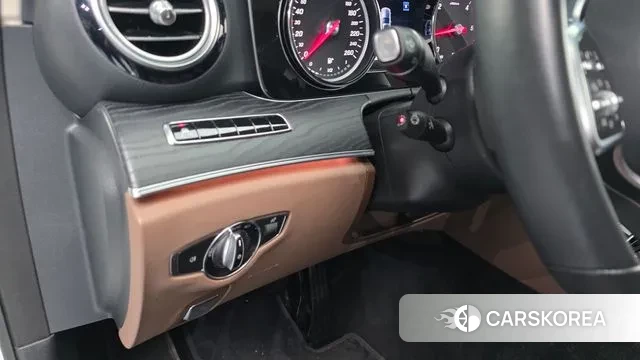 Mercedes-Benz E-Class W213 id 3439229 из Кореи 7