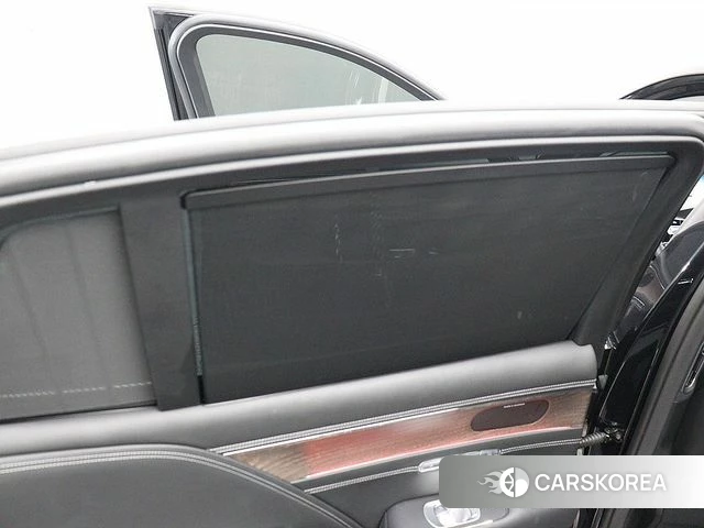 Genesis G90 (RS4) id 4910908 из Кореи 7