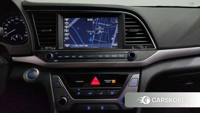 Hyundai Avante AD id 3834792 из Кореи 7