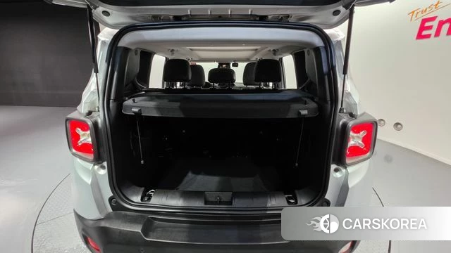 Jeep Renegade id 4755223 из Кореи 7