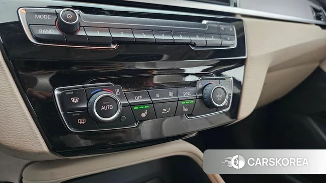 BMW X1 (F48) id 3885539 из Кореи 7