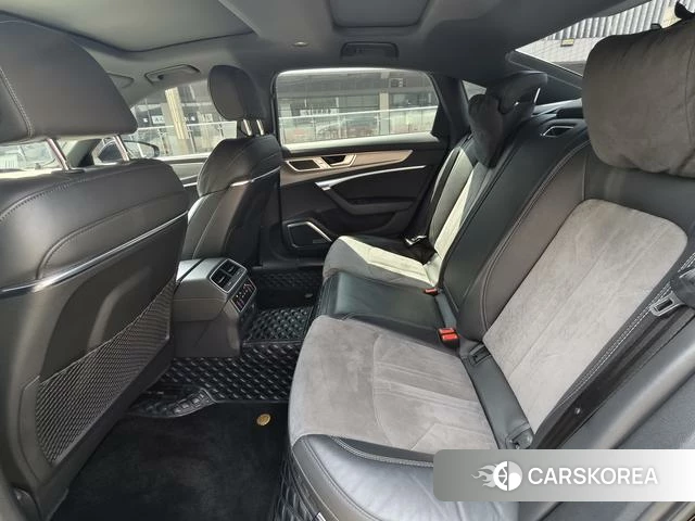 Audi A6L id 4353062 из Китая 7