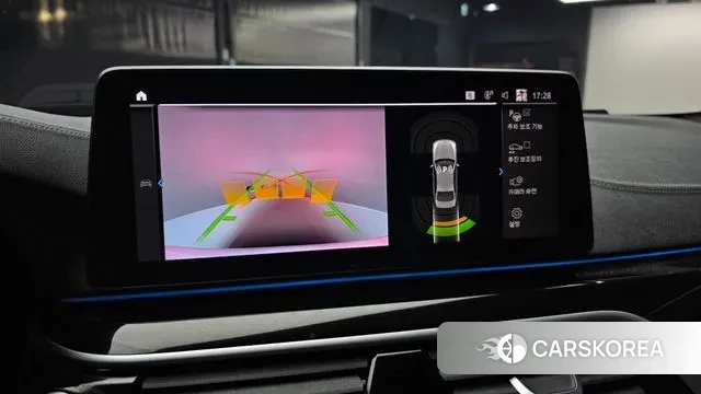 BMW 5 Series (G30) id 3721568 из Кореи 7