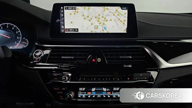 BMW 5 Series (G30) id 3834271 из Кореи 7