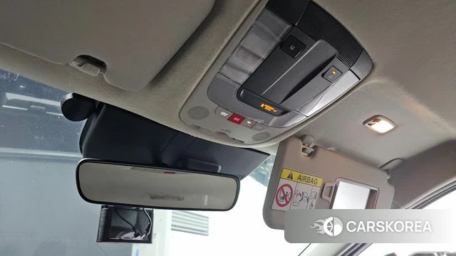 Kia Di Ol Nu Niro id 4942306 из Кореи 7