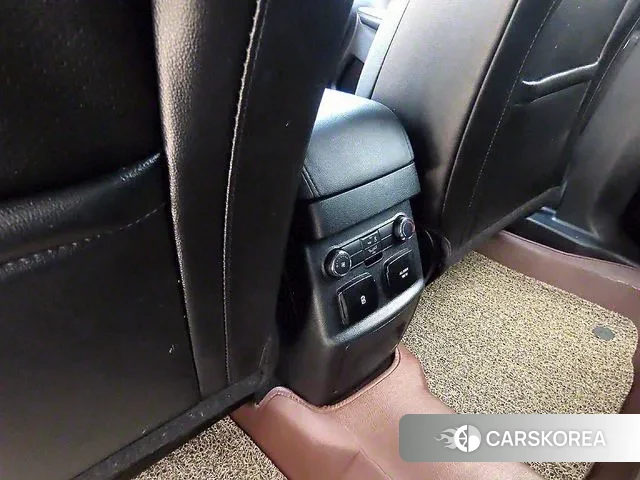 Ford Explorer id 3000236 из Кореи 7