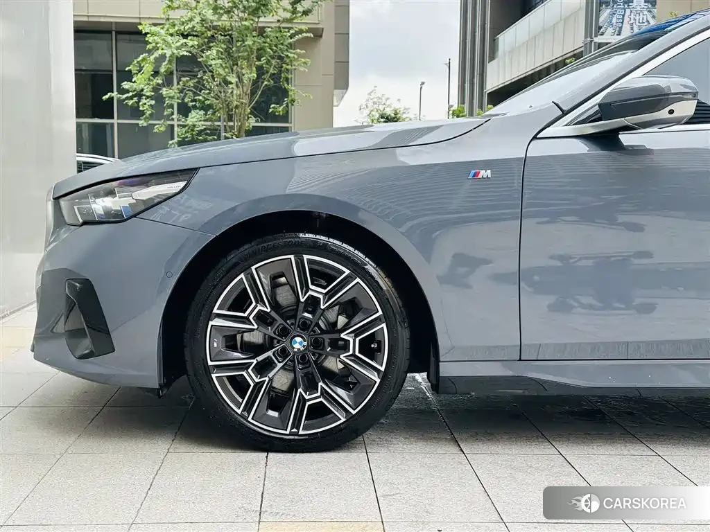 BMW 5 series id 4600914 из Китая 7