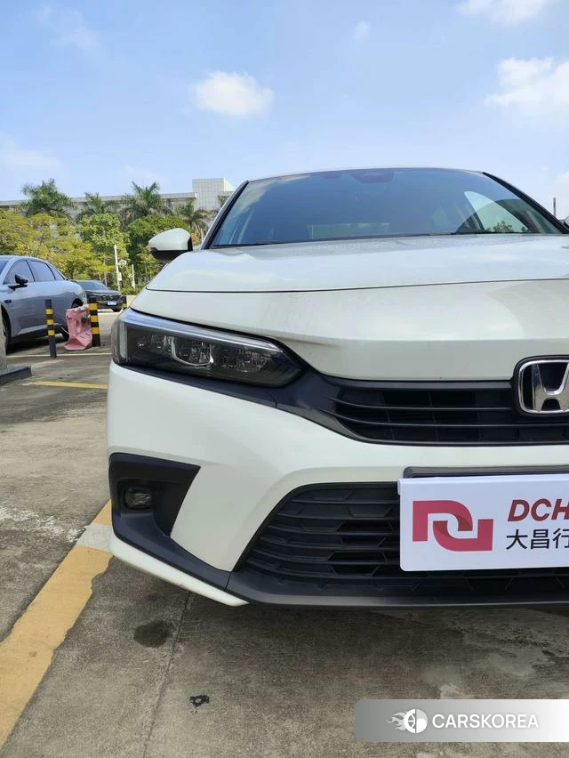 Honda Civic id 4264439 из Китая 7
