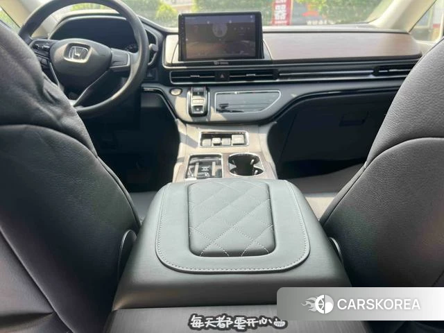 Honda Odyssey id 4272995 из Китая 7