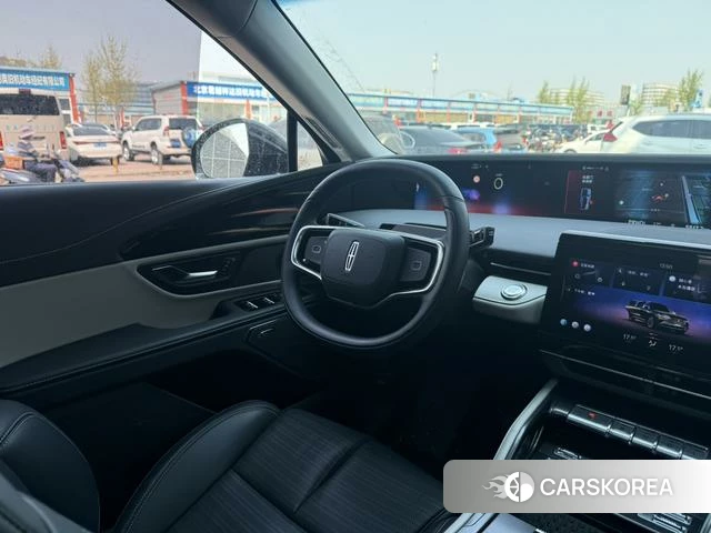 Lincoln Navigator id 3920698 из Китая 7
