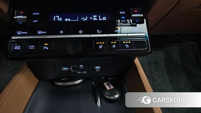 Hyundai Grandeur (GN7) id 4336790 из Кореи 7