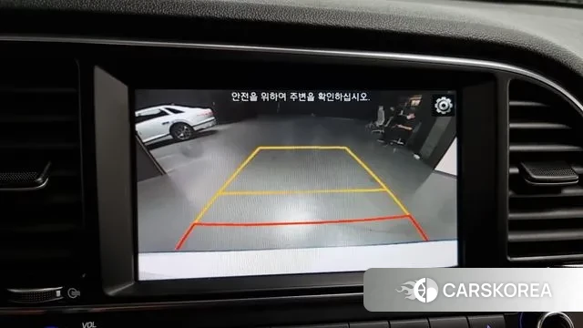 Hyundai Avante AD id 3024825 из Кореи 7