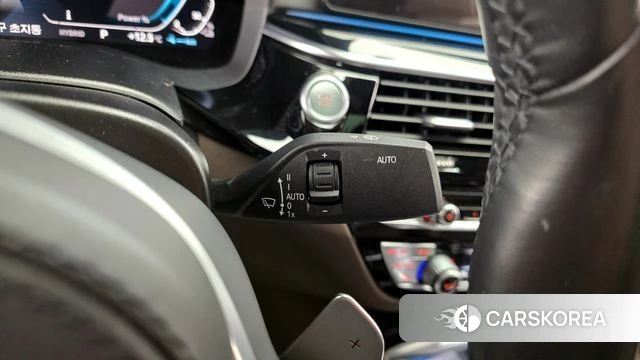 BMW 5 Series (G30) id 3827705 из Кореи 7