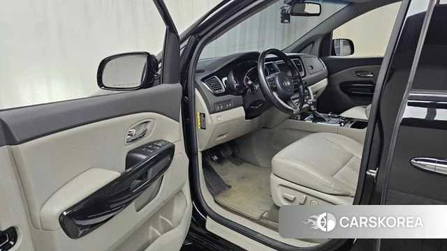 Kia All New Carnival id 4543621 из Кореи 7