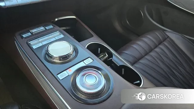 Genesis GV70 id 3288091 из Кореи 7