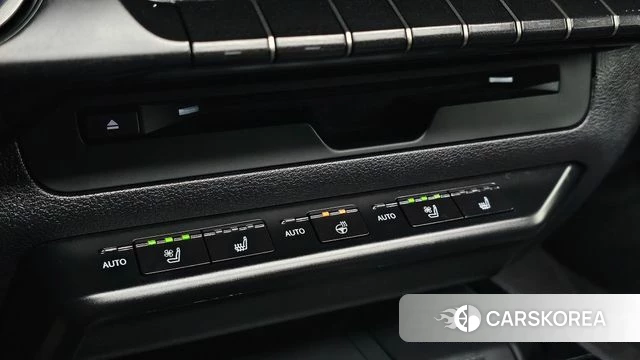 Lexus UX250h id 4780011 из Кореи 7