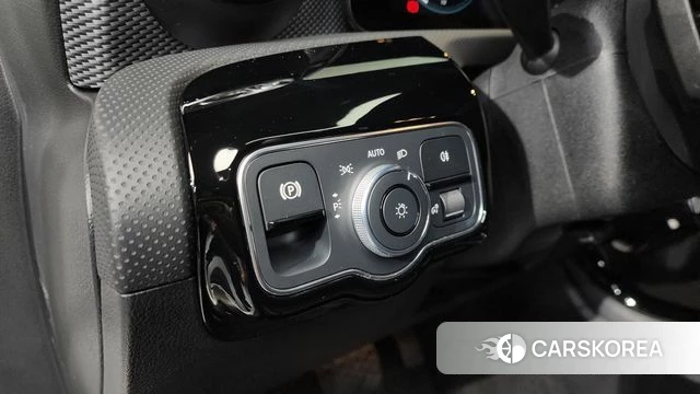 Mercedes-Benz A-Class W177 id 4580882 из Кореи 7