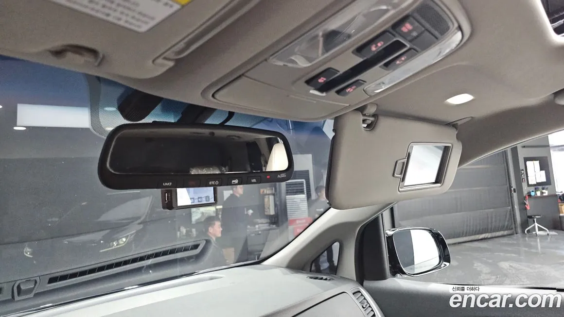 Kia The New Carnival id 2171392 из Кореи 7