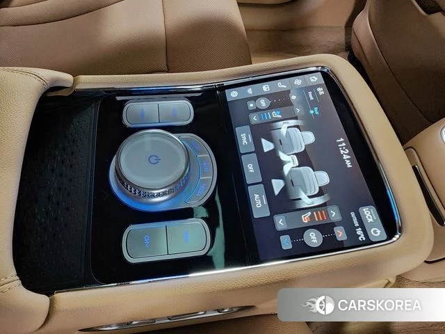 Genesis G90 (RS4) id 3952472 из Кореи 7