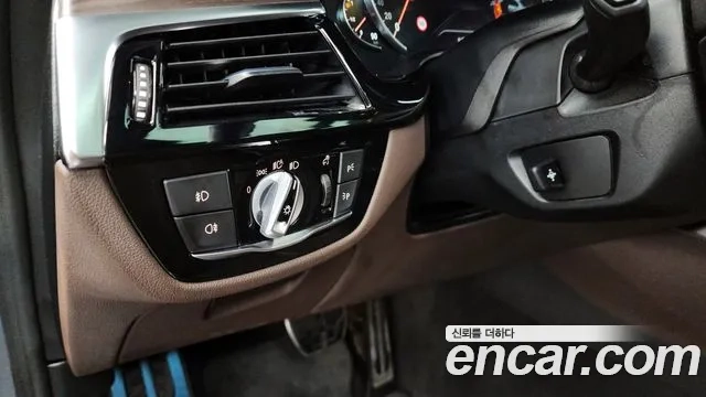 BMW 5 Series (G30) id 2897269 из Кореи 7