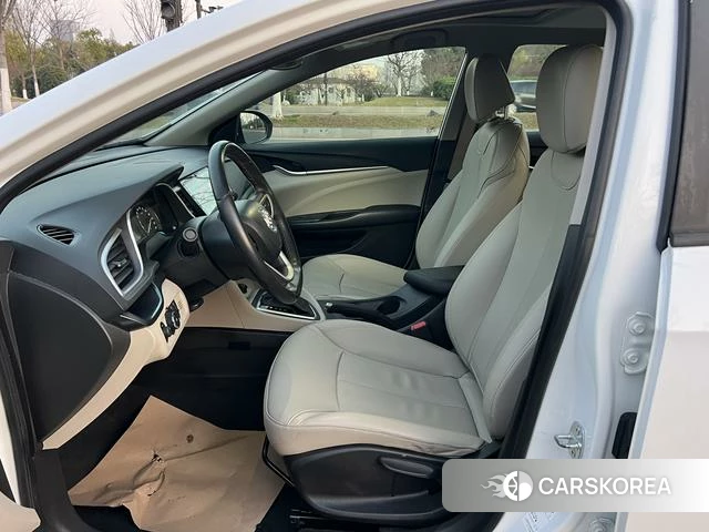 Buick Yinglang id 4209604 из Китая 7