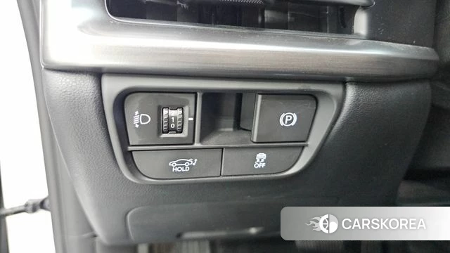 Hyundai Grandeur (GN7) id 3940328 из Кореи 7