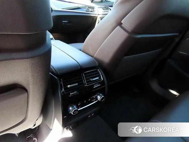 BMW 5 Series (G30) id 3897258 из Кореи 7