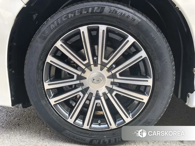 GAC Trumpchi Trumpchi M8 id 3855951 из Китая 7