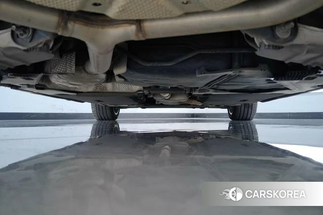 Audi A4L id 4254465 из Китая 7