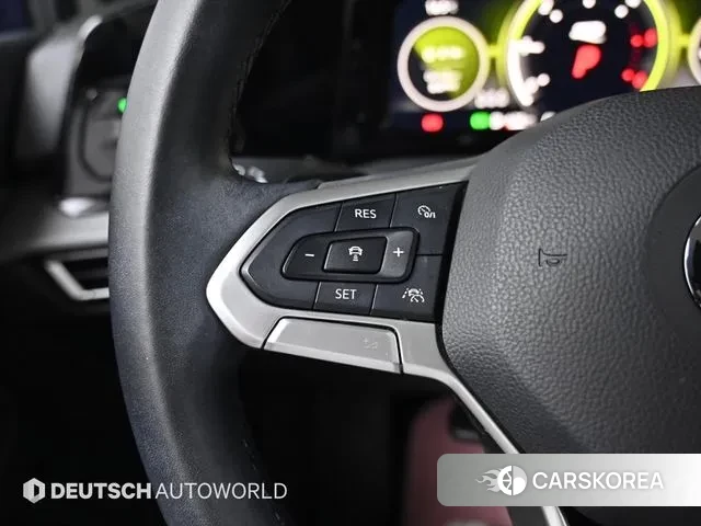 Volkswagen Golf 8th Generation id 3338972 из Кореи 7