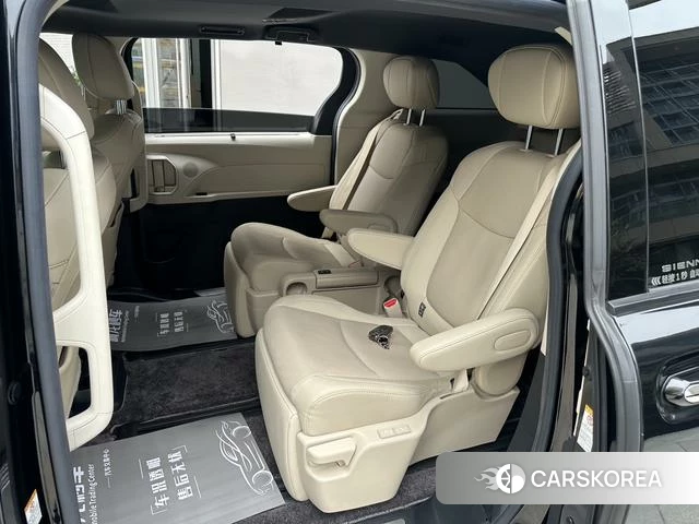 Toyota Saina id 4301760 из Китая 7