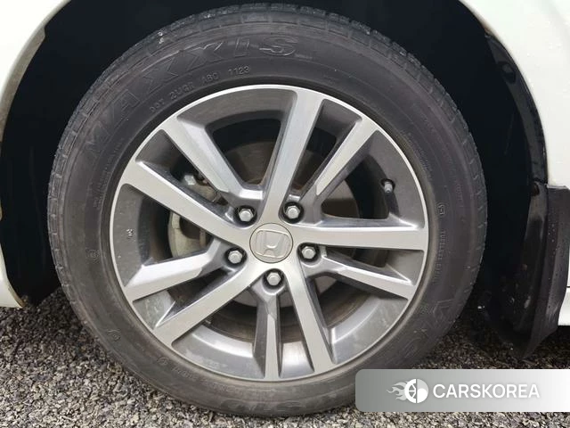 Honda Civic id 4255718 из Китая 7