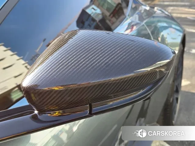 Aston Martin Vantage 2nd Generation id 3733652 из Кореи 7