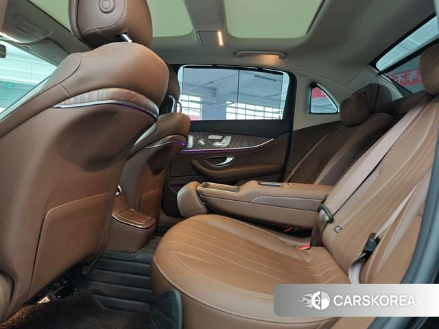 Mercedes-Benz E-class id 4277595 из Китая 7