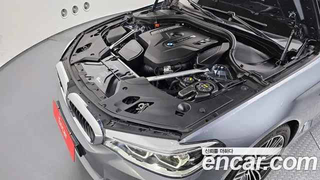 BMW 5 Series (G30) id 2660432 из Кореи 7