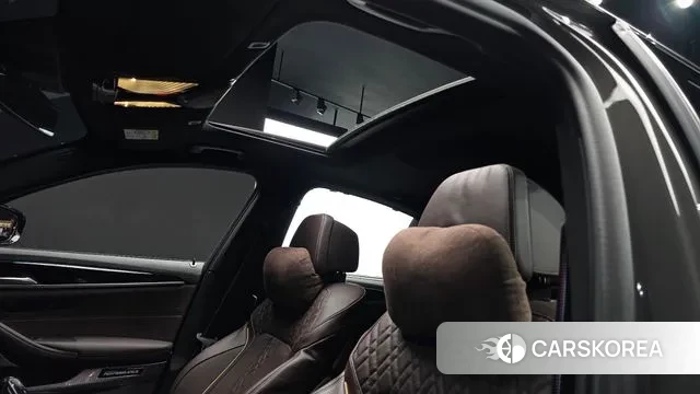 BMW 5 Series (G30) id 3438055 из Кореи 7