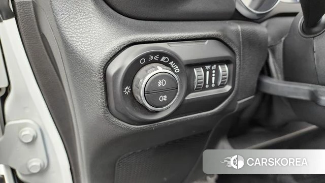 Jeep Wrangler (JL) id 4525172 из Кореи 7