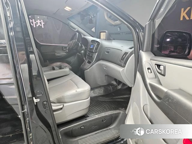 Hyundai The New Grand Starex id 4703389 из Кореи 7