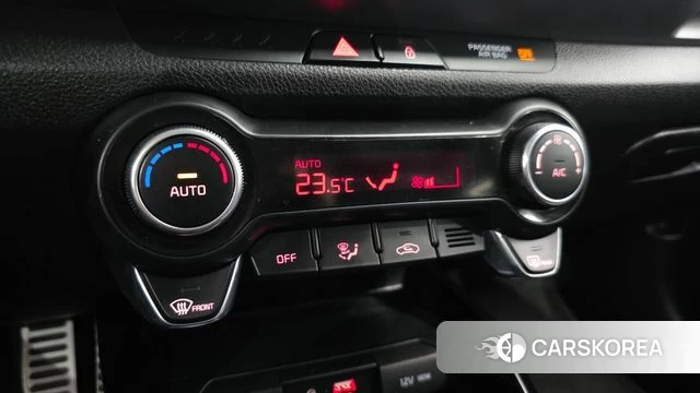 Kia Stonic id 4269176 из Кореи 7